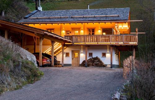 Grosskirchheim Ski Chalet | Wuidererhüttn, Charlet in Alleinlage mit freistehendem Saunahaus