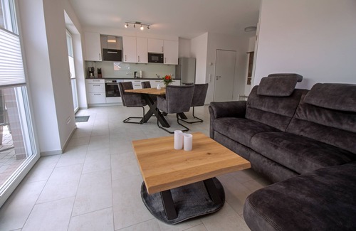 Wangerland Apartment | Wunderschöne, Neue Fewo Anno78 am Wangermeer mit Kurzen Wegen zur Nordsee