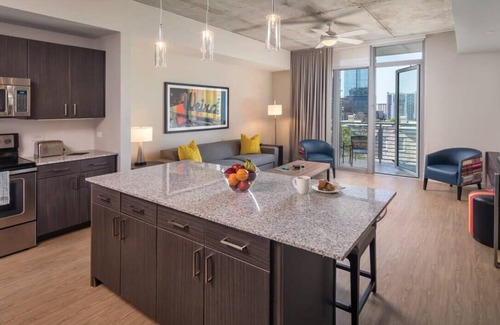Clarksville Condo | Wyndham Austin Resort|1BR/1BA King Bed w/Gym&Pool