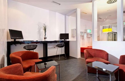 Friedrichstadt Hotel | Wyndham Garden Duesseldorf City Centre Koenigsallee