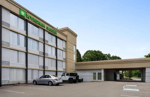 McKnight Hotel | Wyndham Garden Inn Pittsburgh Airport
