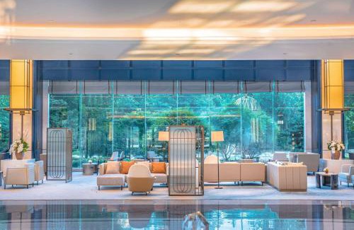 Chengyang Hotel | Wyndham Qingdao l Free Fixed-Time Shuttle Service Between Hotel and Airport & North Railway Station l Outdoor Children's Amusement Park l 1-Hour Play Snooker or Table Tennis