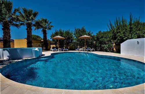 Zipari Villa | XENOS VILLA 2 - LUXURY VILLA WITH PRIVATE SWIMMING POOL, NEAR THE SEA