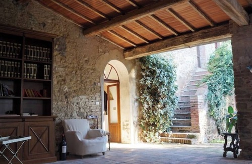 Ponte di Gabbiano Villa | XIII Century Tower with Private Panoramic Pool