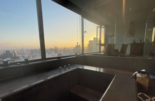Beitou Apartment | XinBeitou Skyhigh Hotspring/Pool Getaway