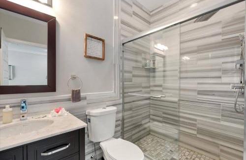 Olde Kensington Apartment | Xl Studio - Chic Flat W Rooftop Pool & Gym