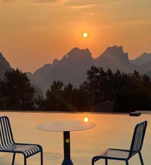 Wulingyuan Hotel | XMAN Sunrise Peaks Resort-Free Pick-up