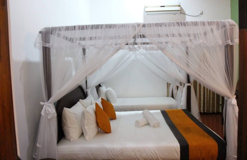 Mawathagama Hotel | Xotic Resort