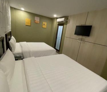 Batam House | XTen Guest House near Harbour Bay Batam