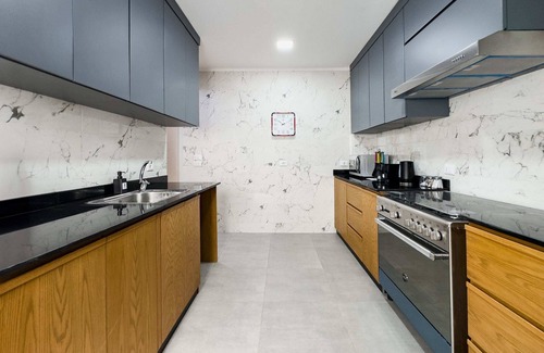 Heliopolis Apartment | Xuru Stays I The 2bdr Emerald Pearl @ Heart of Heliopolis