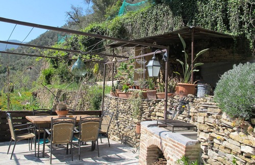 Badalucco House | XVII SEC. WINE CELLAR, FULLY RENOVATED, WITH SHARED TERRACE AND POOL