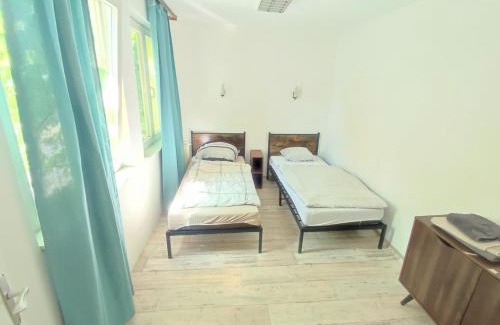 Kelkheim Apartment | XXL Mega House 24 7 Check In