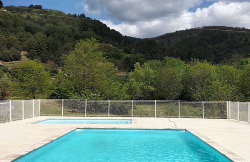 Pont-de-Labeaume Apartment | xxxxxxxxxx