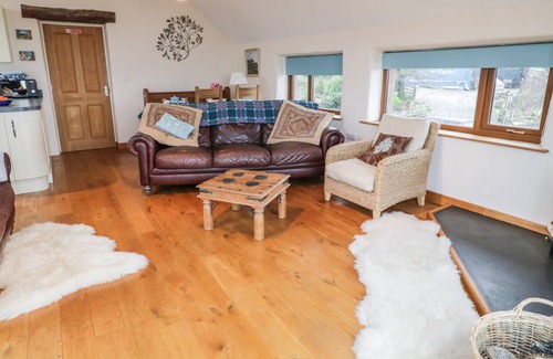 Machynlleth House | Y DAFLOD, with open fire in Machynlleth
