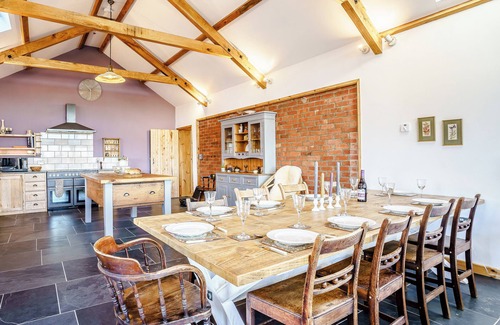 Llandissilio West Cottage | Y Glowty Newydd - UK31701