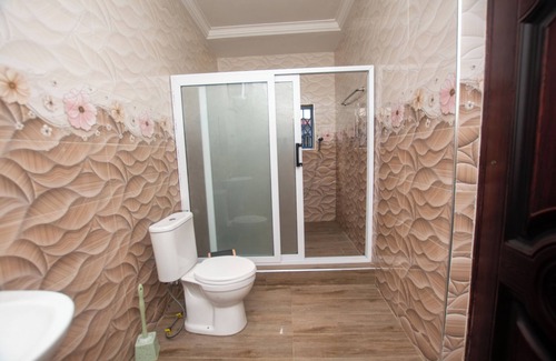 Ejisu House | Yaa Asantewaa Inn is a charming building with WiFi and AC in superb Ejisun