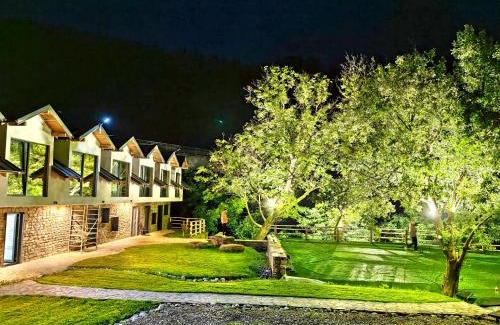 Lunca Jaristei Resort | Yabbadabbadoo