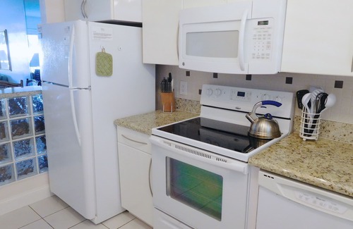 Harbor Village Condo | Yacht & Beach Club Condo - Live the Good Life!