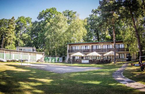 Hluboka nad Vltavou Other | Yacht Club Bezdrev