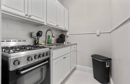 Dwight Apartment | Yale & St Raphael’s 2 min walk!