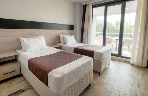 Yalıkoy Koyu Hotel | YALIKÖY DENİZ OTEL