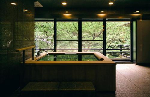 Yamanakaonsen Higashimachi Hotel | Yamanakaonsen Hanamurasaki