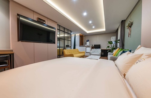 Yangju Hotel | Yangju Latte Drive-in Hotel