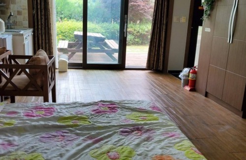 Yongmun House | Yangpyeong Hayandohwaji Pension