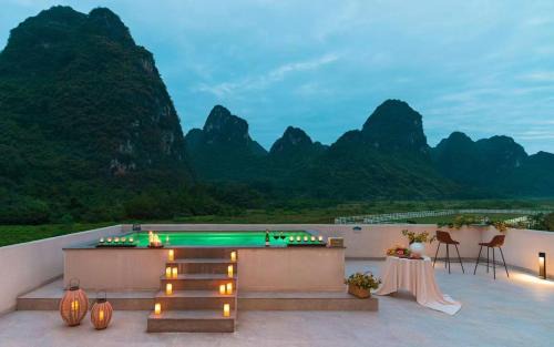 Yangshuo Hotel | Yangshuo One Thousand and One Courtyard Views B&B
