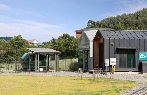Yangyang House | Yangyang Lira Camp