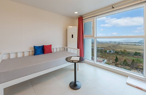 Sokcho House | Yangyang Monti Pet Spa Pension