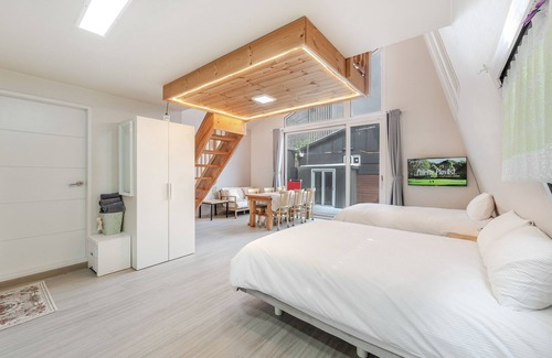 Sokcho House | Yangyang Sunrise and Sunset Private Pens
