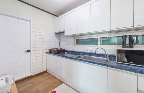 Sokcho House | Yangyang Verit Pension