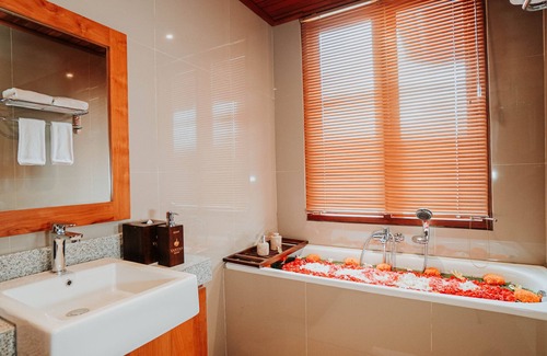 Batuan Hotel | Yanyan Resort Ubud