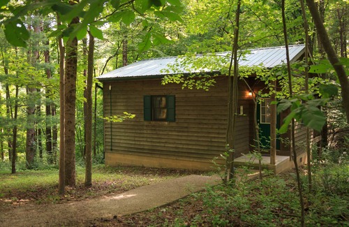 Logan Cottage | Yarrow Cottage at The Inn & Spa at Cedar Falls