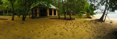 Matathawa Island Hotel | Yasawa Long Beach Hideout Resort