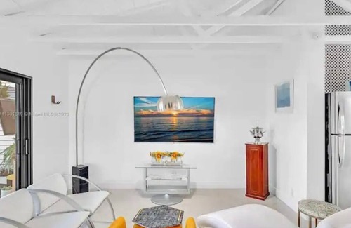 Oakland Park House | YDarshHome-2