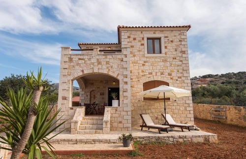 Old Hersonissos Villa | Ydria Villa C Stonebuild