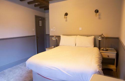 Welsh Frankton Bed & Breakfast | Ye Old Boote Inn