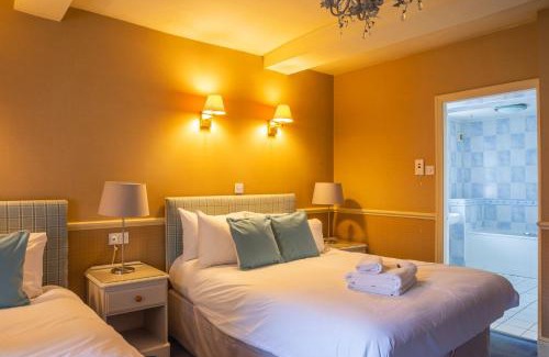 Welsh Frankton Bed & Breakfast | Ye Old Boote Inn