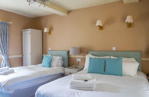 Welsh Frankton Bed & Breakfast | Ye Old Boote Inn