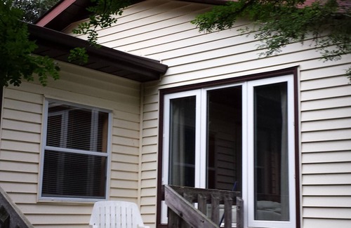 Victoria Beach House | Year Round Cabin Victoria Beach! Hot tub,Isolated Quiet escape your worries