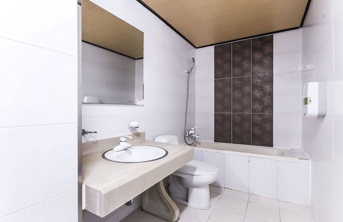 Yecheon Hotel | Yecheon Paradise Hotel