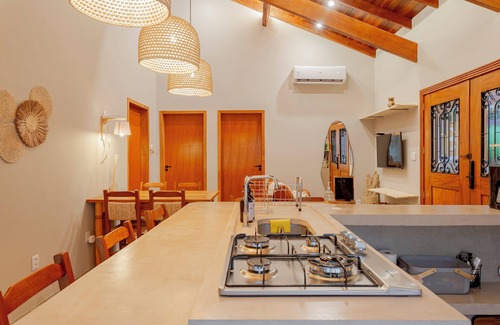 Bonito House | YELLOW HOUSE - (House for up to 8 people.)