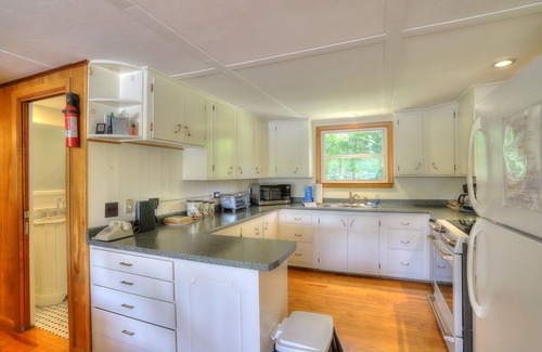 Oquossoc House | Yellow Pine - Enjoy swimming, boating and wonderful views on Rangeley Lake