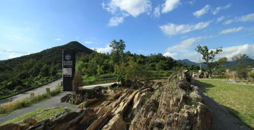 Yeongwol House | Yeongwol cubezone
