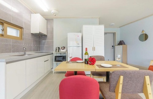 Dolsan-eup House | Yeosu Ocean View Pension