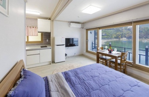Dolsan-eup House | Yeosu Ocean View Pension