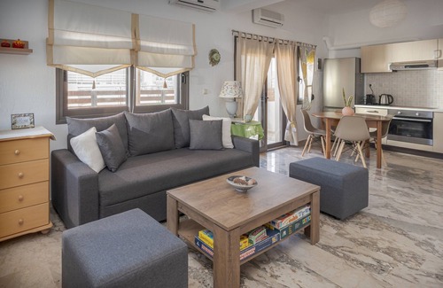 Agkisaras Apartment | Yialos Cohili Beach Residence by Estia