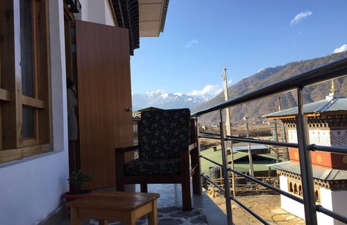 Paro House | Yiga Serviced Apartment located in the heart of Paro with fully furnished.